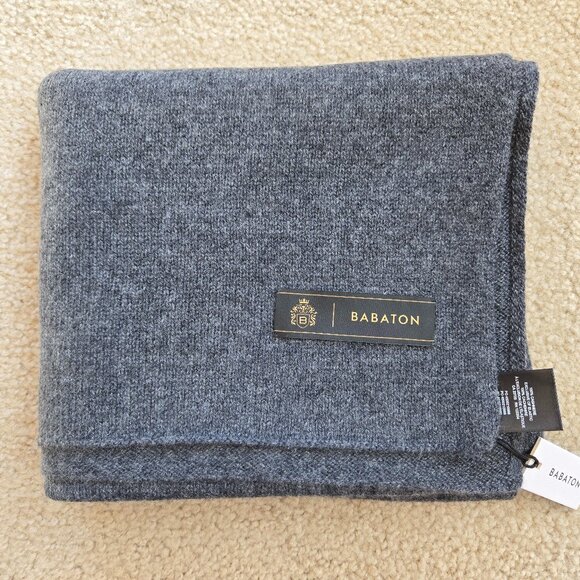 NWT Babaton Cashmere Scarf Charcoal Grey Aritzia - Picture 1 of 10